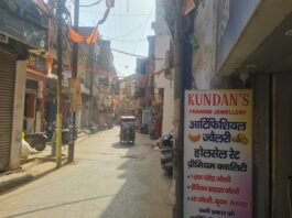 मिर्जापुर में 44 डिग्री की तपिश में दोपहर को सड़कों पर पसरा सन्नाटा