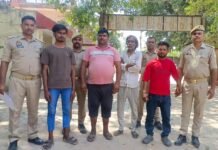 मिर्जापुर में हेरोइन के साथ चार तस्कर गिरफ्तार, दो बाइक व मोबाइल बरामद