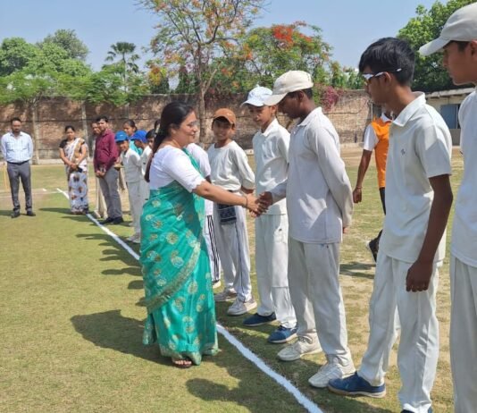 बजाज स्कूल में जोनल क्रिकेट प्रतियोगिता, रोमांचक मुकाबलों में खिलाड़ियों ने दिखाया दम