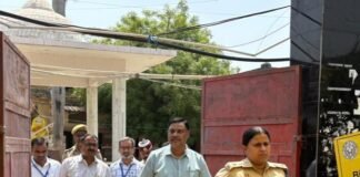 मिर्जापुर होमगार्ड भर्ती परीक्षा 2026 में नकल पर सख्ती, डीएम-एसपी ने किया केंद्रों का निरीक्षण