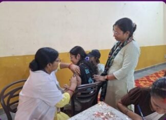 विद्यालय में टेटनस–डिप्थीरिया टीकाकरण अभियान सम्पन्न