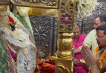 नितिन नवीन ने मां विंध्यवासिनी के दरबार में टेका मत्था