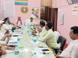 जिला सहकारी बैंक की बैठक में बड़े फैसले, नए एएम पैक्स को सदस्यता