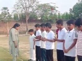 क्रिकेट कैंप का समापन रोमांचक मैत्री मैच के साथ, रॉयल फ्यूचर क्रिकेटर्स बनी विजेता