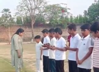 क्रिकेट कैंप का समापन रोमांचक मैत्री मैच के साथ, रॉयल फ्यूचर क्रिकेटर्स बनी विजेता