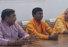 सवालों में घिरी सड़कों की बदहाली, प्रेस वार्ता में घुमावदार जवाब