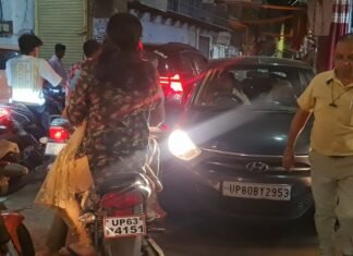 मिर्जापुर के पुरानी बजाजी–पक्के घाट रोड पर रोजाना जाम, लोगों में आक्रोश