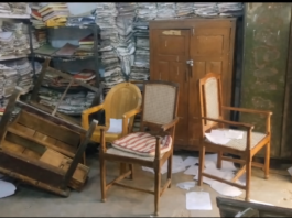 मिर्जापुर में एसडीएम सदर न्यायालय में तोड़फोड़