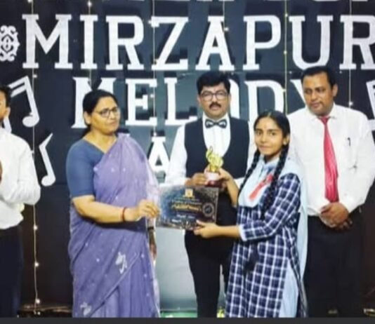 मेलोडी मैनिया में डैफोडिल्स की ख्याति खरे बनीं विजेता