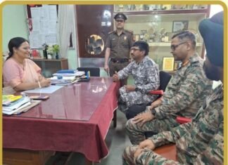 एनसीसी को बढ़ावा देने पहुंचे ग्रुप कैप्टन वी. के. पंजियार, वायु सेना करियर पर छात्रों को दी प्रेरणा