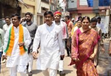 नपाध्यक्ष श्यामसुंदर केशरी ने अपने वार्ड से भाजपा सभासद को दिलाई जीत