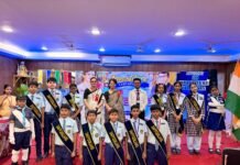डैफोडिल्स विद्यालय में विद्यार्थी परिषद अलंकरण समारोह आयोजित