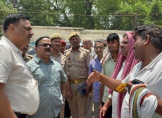 मिर्जापुर में आंधी/तूफान से क्षतिग्रस्त विद्युत आपूर्ति बहाल कार्य युद्ध स्तर पर