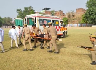 मीरजापुर पुलिस ने किया दंगा नियंत्रण मॉक ड्रिल का पूर्वाभ्यास