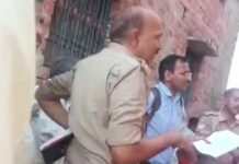 एसडीएम के आदेश के बावजूद सार्वजनिक रास्ते पर जारी अवैध निर्माण