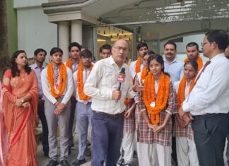मिर्जापुर की तान्या केसरी का बड़ा सपना: IAS बनकर ईमानदारी से करेंगी देश सेवा