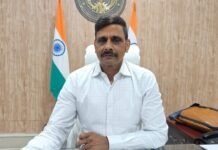 सड़क दुर्घटना करने वाले चालकों के ड्राइविंग लाइसेंस होंगे निरस्त : मंडलायुक्त