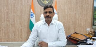 सड़क दुर्घटना करने वाले चालकों के ड्राइविंग लाइसेंस होंगे निरस्त : मंडलायुक्त