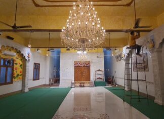 राजा विजयपुर के किले में जमीन को लेकर विवाद, पुलिस ने रुकवाया निर्माण कार्य