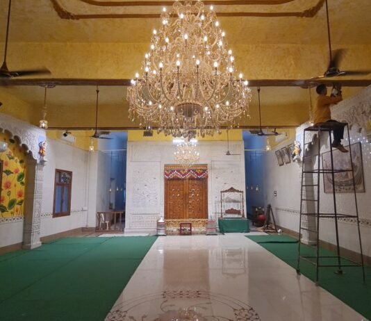 राजा विजयपुर के किले में जमीन को लेकर विवाद, पुलिस ने रुकवाया निर्माण कार्य