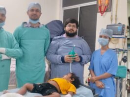 एपेक्स ट्रस्ट हॉस्पिटल में दूरबीन विधि द्वारा 2 वर्षीय मासूम की बची जान