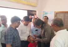 मुख्य चिकित्सा अधिकारी ने पल्स पोलियो अभियान का शुभारंभ किया, बच्चों को पिलाई दो बूंद जिंदगी की