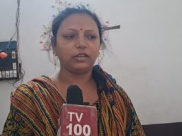 उधार दिए रुपये वापस दिलाने की मांग, महिला ने लगाए आरोप