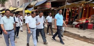 मुख्यमंत्री के संभावित दौरे की तैयारियों का डीएम ने लिया जायजा