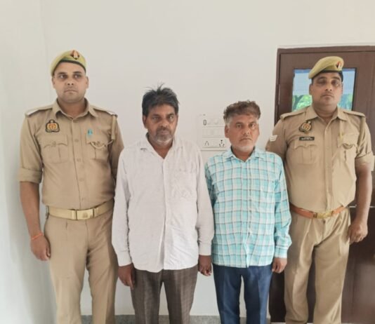 तालाब में मिले 31 पासपोर्ट मामले का खुलासा, विदेश भेजने का झांसा देने वाले दो आरोपी गिरफ्तार