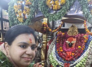 पूर्व डीएम दिव्या मित्तल का मिर्जापुर दौरा बना चर्चा का विषय