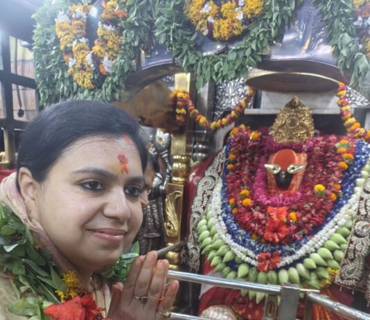 पूर्व डीएम दिव्या मित्तल का मिर्जापुर दौरा बना चर्चा का विषय