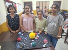 मॉडल निर्माण प्रतियोगिता में विद्यार्थियों ने दिखाई रचनात्मकता और नवाचार