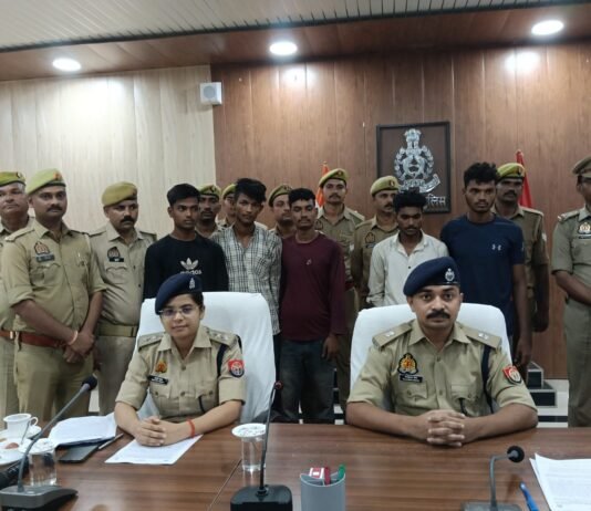 वाहन चोर गिरोह का किया पर्दाफाश, 9 चोरी की बाइक