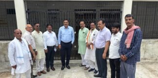 जिलाधिकारी ने ईवीएम-वीवीपैट गोदाम का किया मासिक निरीक्षण