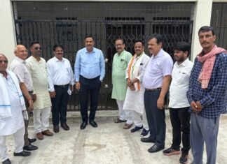 जिलाधिकारी ने ईवीएम-वीवीपैट गोदाम का किया मासिक निरीक्षण