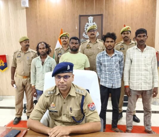 मिर्जापुर में अंतरराज्यीय वाहन चोर गैंग का पर्दाफाश, 4 गिरफ्तार, चोरी की 7 बाइक बरामद