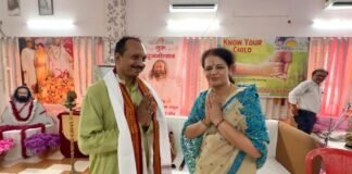 डैफोडिल्स पब्लिक स्कूल में गुरु पूर्णिमा पर भव्य सत्संग एवं गुरु पूजा