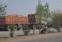 मिर्जापुर,टायर फटने से अनियंत्रित ट्रक घर में घुसा, तीन की मौत, दो घायल