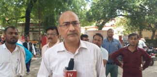 50 साल बाद डांगरखेड़ी में शुरू हुआ सर्वे, डीएम की पहल से खुला विकास का रास्ता