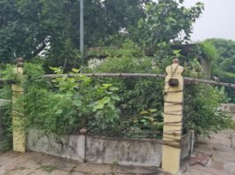 रामेश्वर महादेव मंदिर के पवित्र जलकुंड की सफाई की मांग