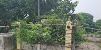 रामेश्वर महादेव मंदिर के पवित्र जलकुंड की सफाई की मांग