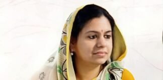 बड़ी खबर: पूर्व मिर्जापुर डीएम दिव्या मित्तल ने IAS से दिया इस्तीफा