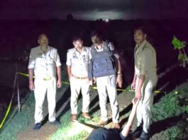 25 हजार का इनामी गो-तस्कर मुठभेड़ में घायल, गिरफ्तार