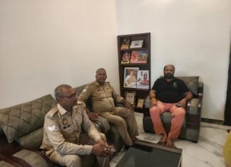 छात्रों से संवाद कार्यक्रम से पहले जिला कांग्रेस अध्यक्ष हाउस अरेस्ट, जताया विरोध
