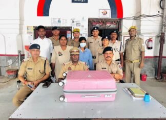 मिर्जापुर रेलवे स्टेशन पर 11.530 किलो गांजे के साथ 20 वर्षीय महिला गिरफ्तार