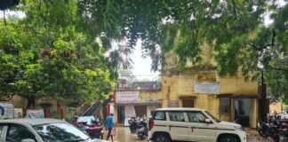 झमाझम बारिश से मिर्जापुर बेहाल, सड़कें बनीं मुसीबत