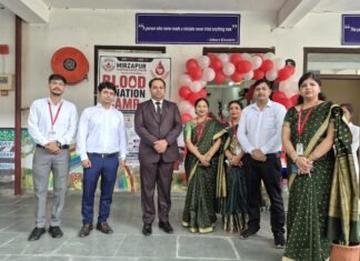 निदेशक अमन आहूजा ने स्वयं रक्तदान कर किया शिविर का शुभारंभ