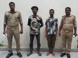 स्नैचिंग के मामले में दो गिरफ्तार, छीना गया मोबाइल बरामद