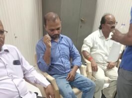 मिर्जापुर : चकबंदी लेखपाल पांच हजार रुपये घूस लेते रंगे हाथ गिरफ्तार