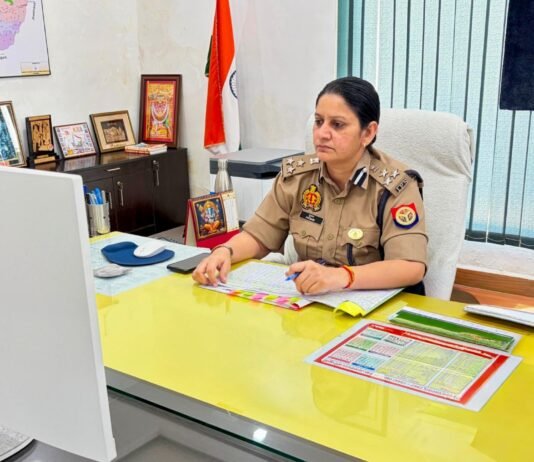 DIG पूनम ने की अपराध समीक्षा बैठक, गो-तस्करी और अवैध शराब पर सख्ती के निर्देश